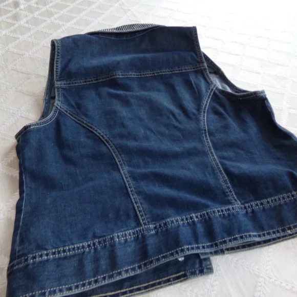 Chico's Platinum Rhinestone Vest - Picture 5 of 7